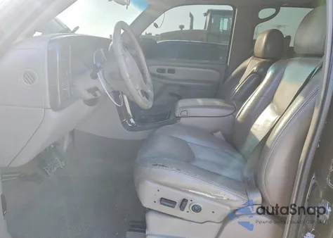 2005 GMC Yukon Denali z USA, uszkodzony, nr VIN 1GKEK63UX5J130360